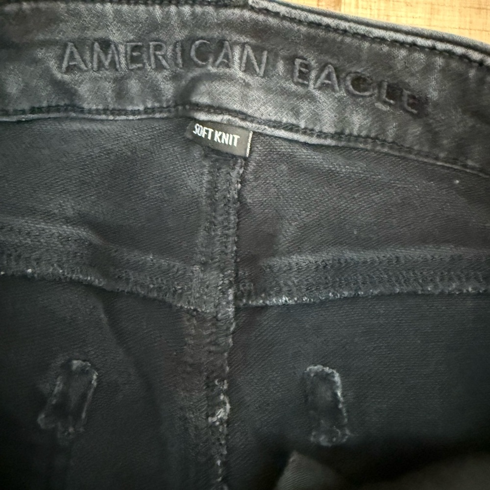 Distressed Black American eagle Jeans - Picture 4 of 4